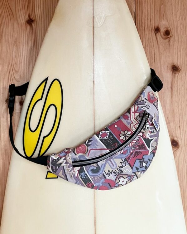 Banane M graphique rouge