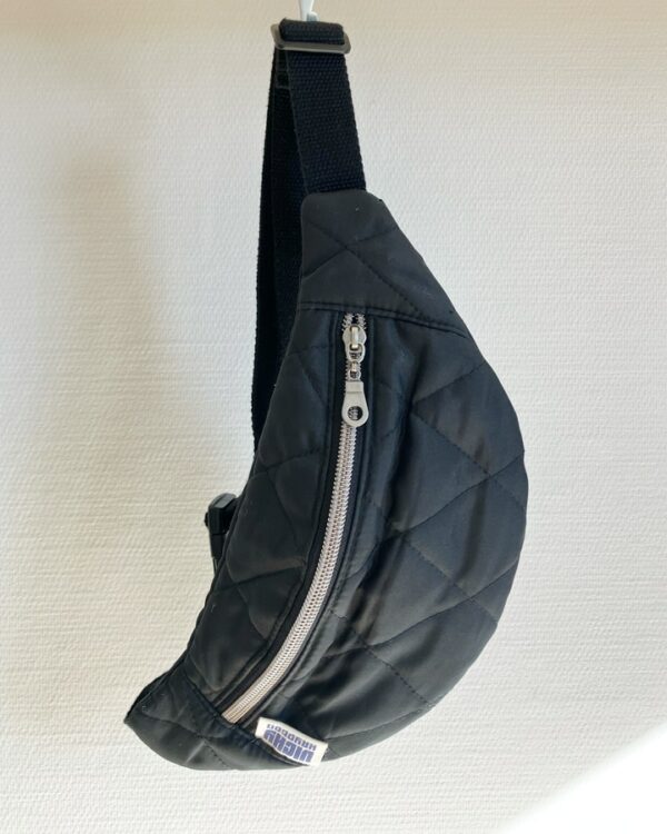 Banane M matelassé noir